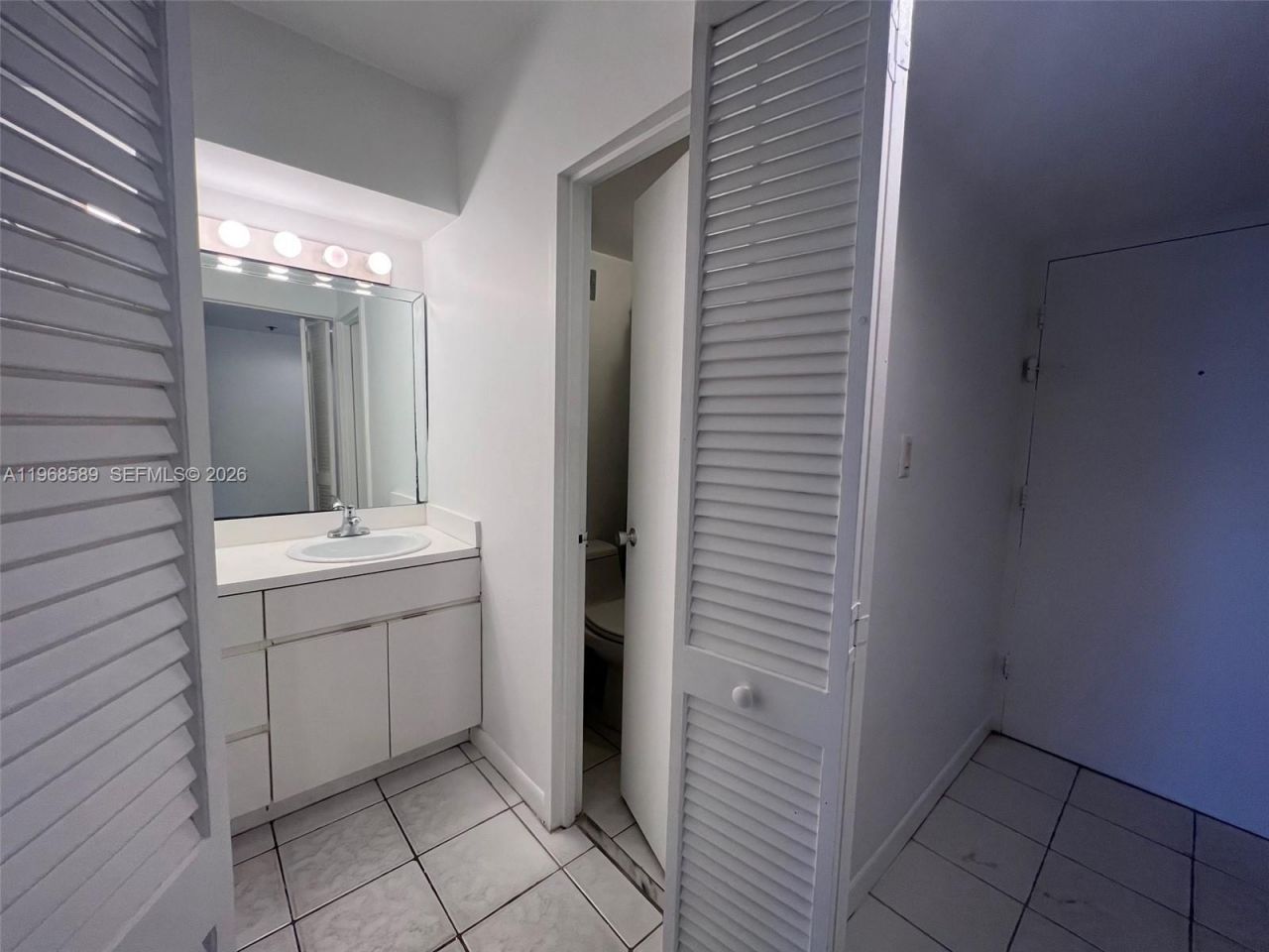 100 Lincoln Rd , Unit 415, Miami Beach, FL 33139 Photo
