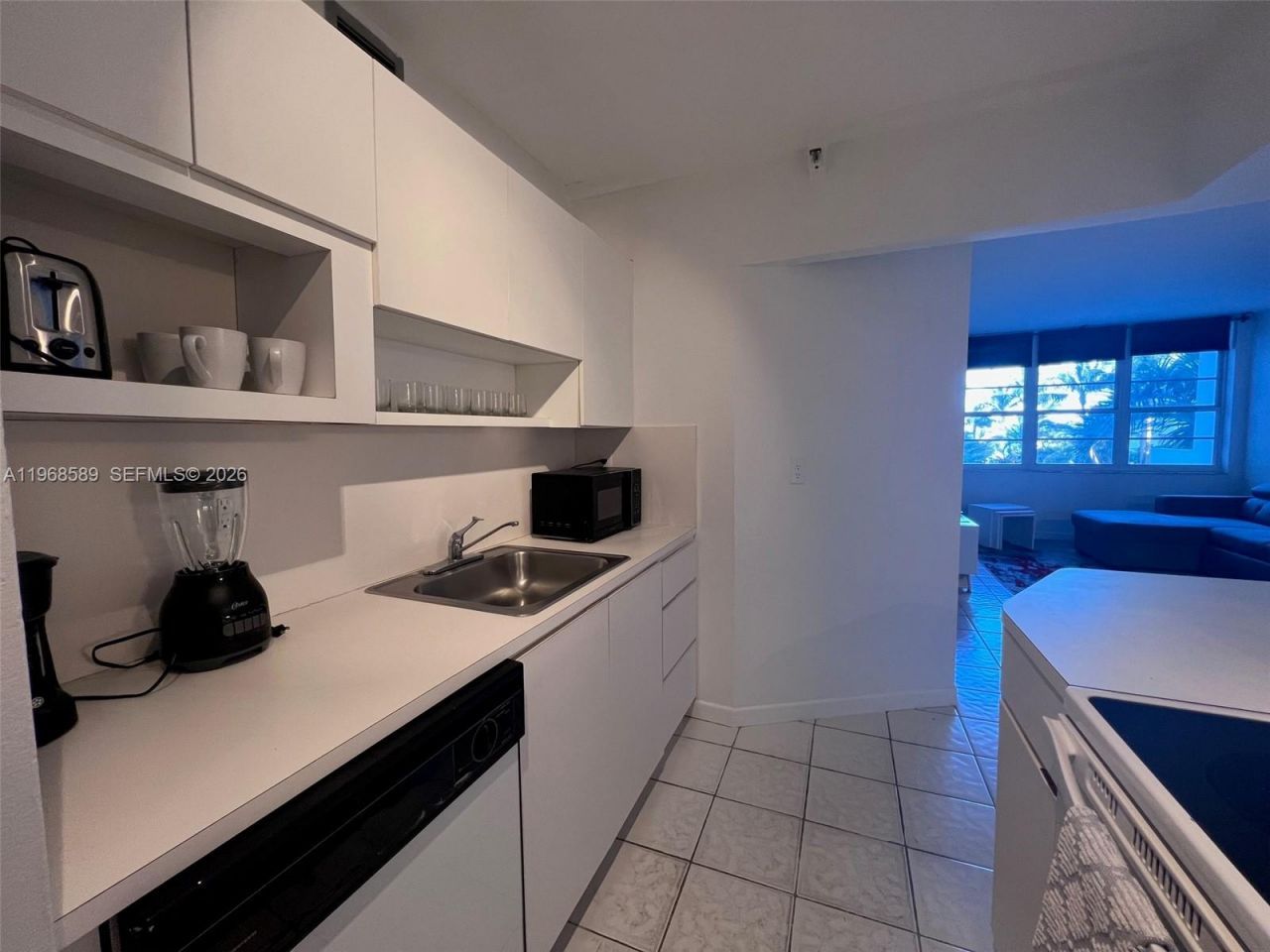 100 Lincoln Rd , Unit 415, Miami Beach, FL 33139 Photo
