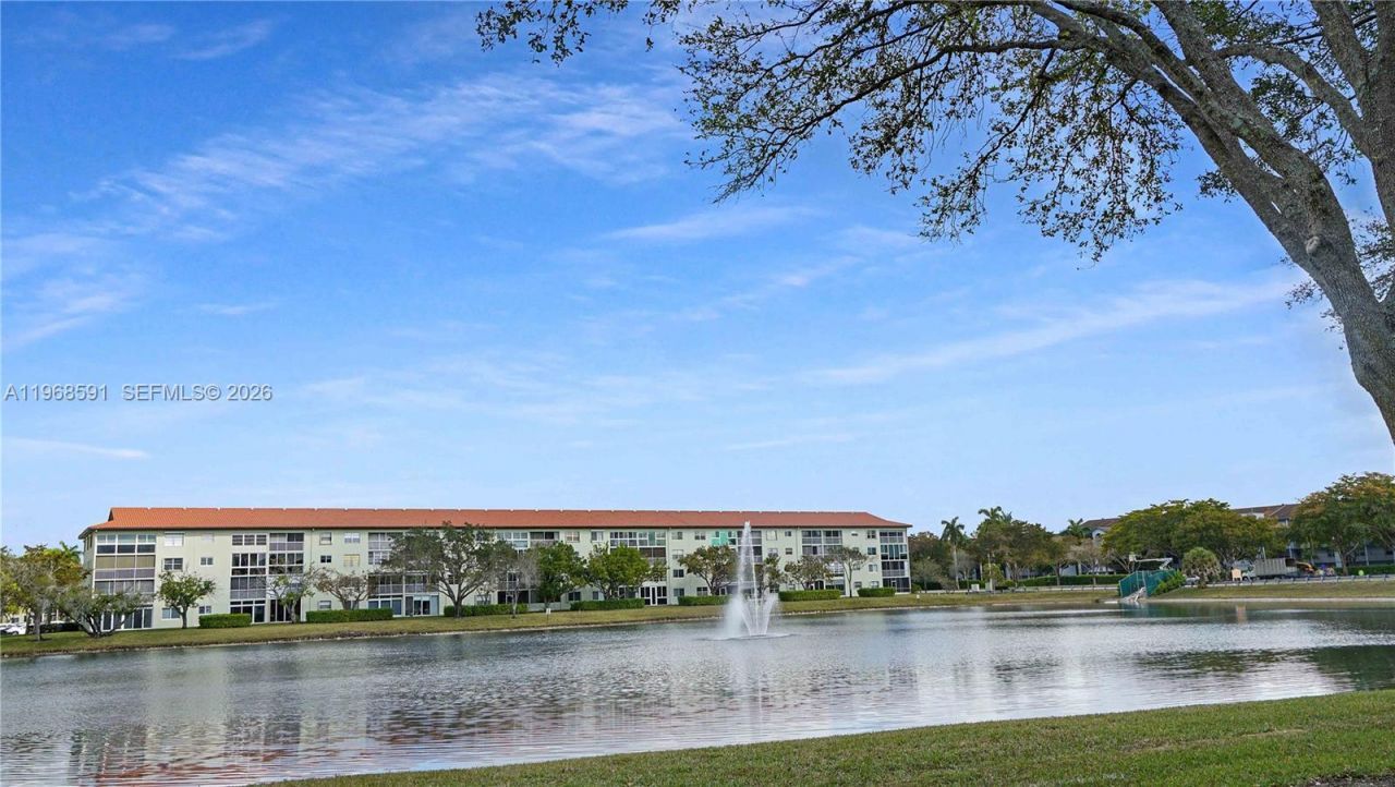13001 SW 15th Ct , Unit 405T, Pembroke Pines, FL 33027 Photo