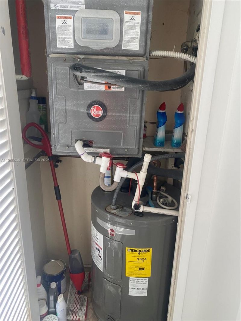 1913 S Ocean Dr, Unit 327, Hallandale Beach, FL 33009 Photo