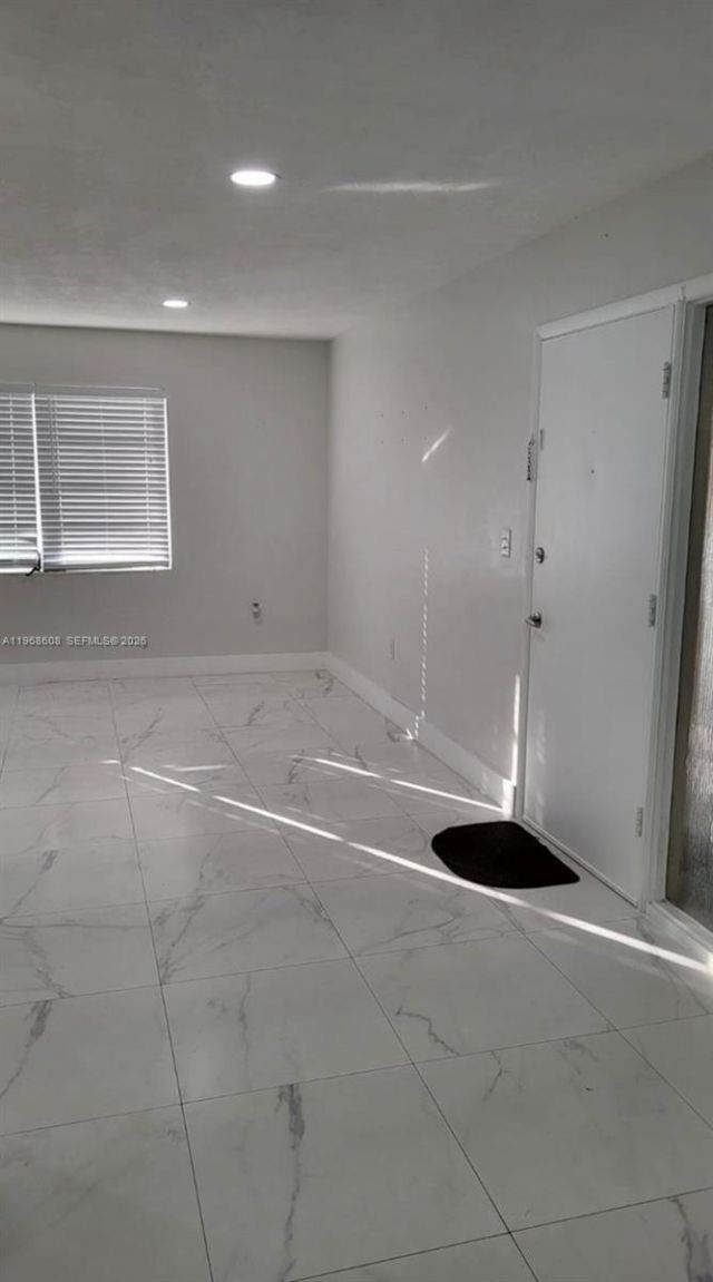 5425 SW 77th Ct, Unit 102D, Miami, FL 33155 Photo