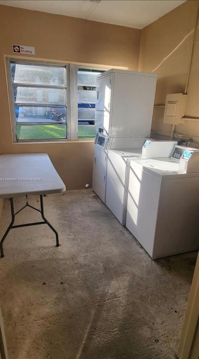 5425 SW 77th Ct, Unit 102D, Miami, FL 33155 Photo