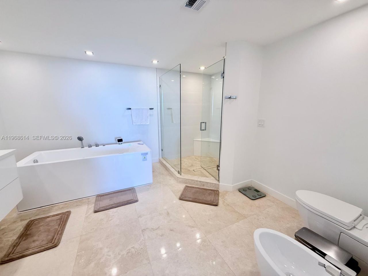 2100 N Ocean Blvd , Unit 12D, Fort Lauderdale, FL 33305 Photo