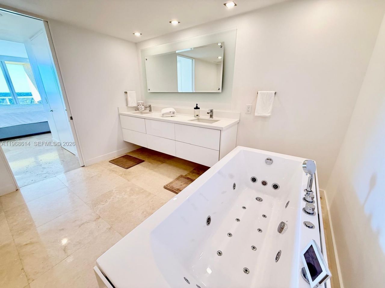 2100 N Ocean Blvd , Unit 12D, Fort Lauderdale, FL 33305 Photo