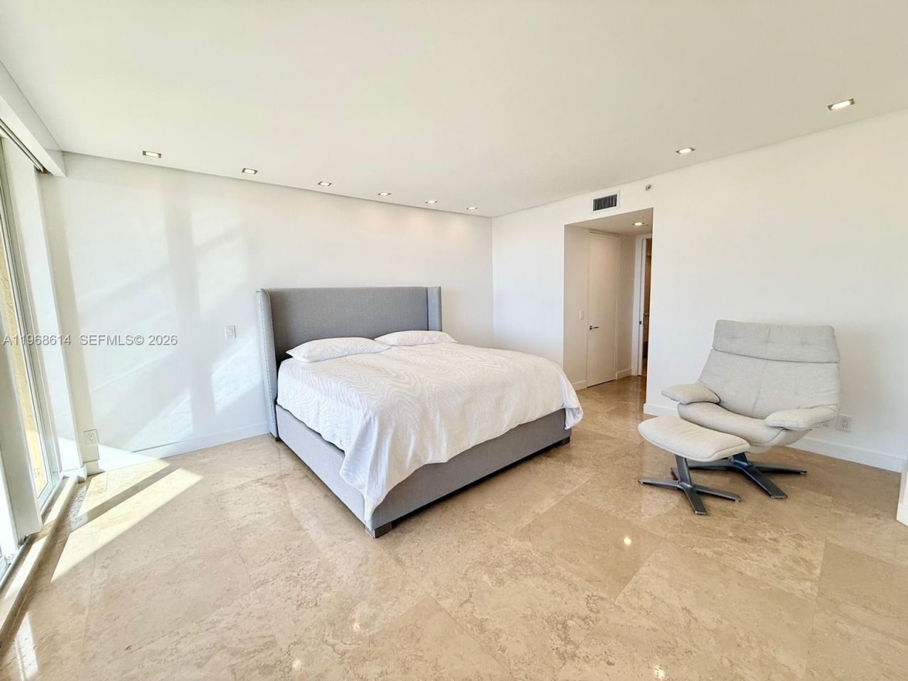 2100 N Ocean Blvd , Unit 12D, Fort Lauderdale, FL 33305 Photo