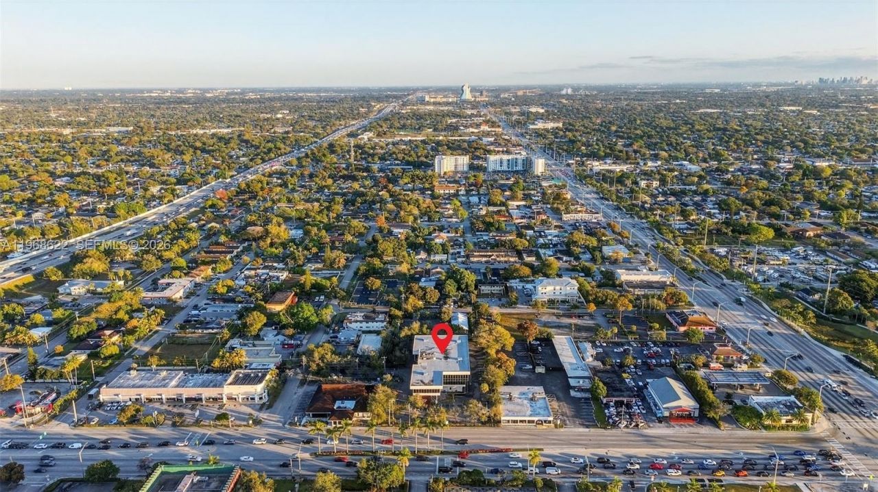 6067 Hollywood Blvd , Hollywood, FL 33024 Photo