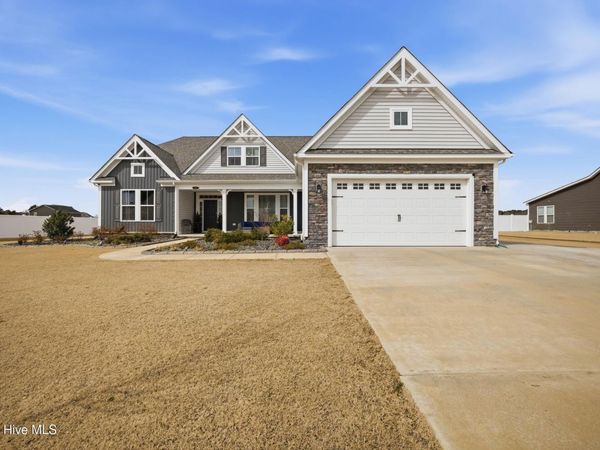 105 Ashbee Court, Moyock, NC 27958