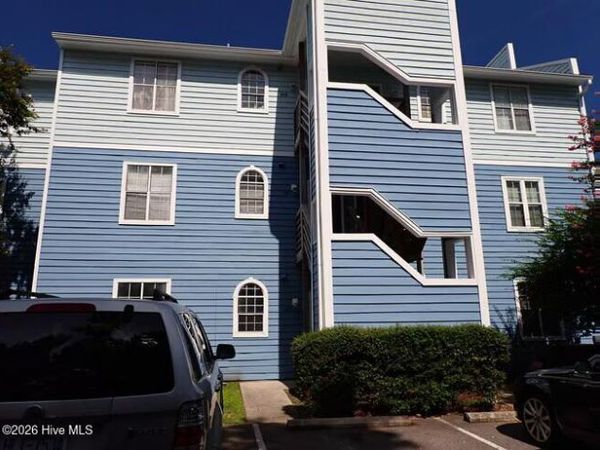 4240 Wilshire Boulevard, Unit 102e, Wilmington, NC 28403