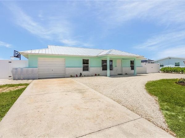 12139 Matlacha BLVD , MATLACHA ISLES, FL 33991