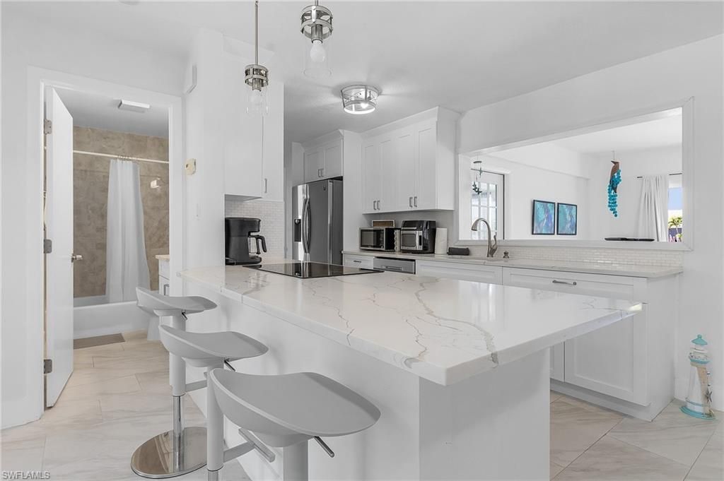 12139 Matlacha Blvd , Matlacha Isles, FL 33991 Photo