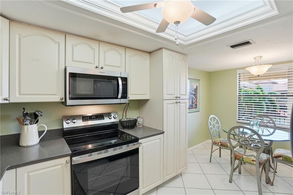 12601 Kelly Sands Way, Unit 421, Fort Myers, FL 33908 Photo