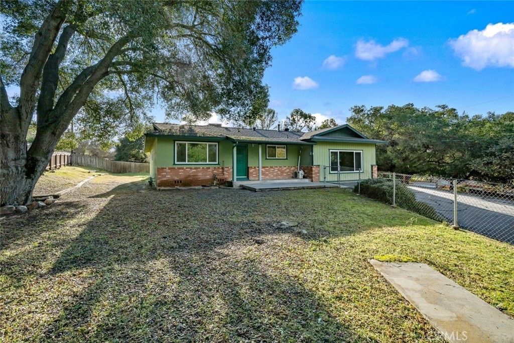 5080 Fresno Avenue, Atascadero, CA 93422 Main Photo