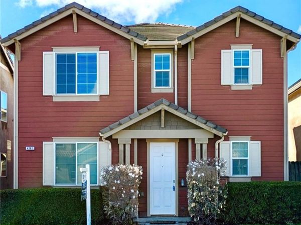 4361 W Artemisa, Fresno, CA 93722