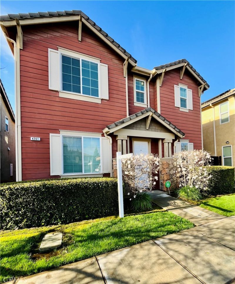 4361 W Artemisa, Fresno, CA 93722 Main Photo