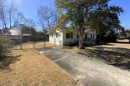 1132 O T Wallace Boulevard photo 4