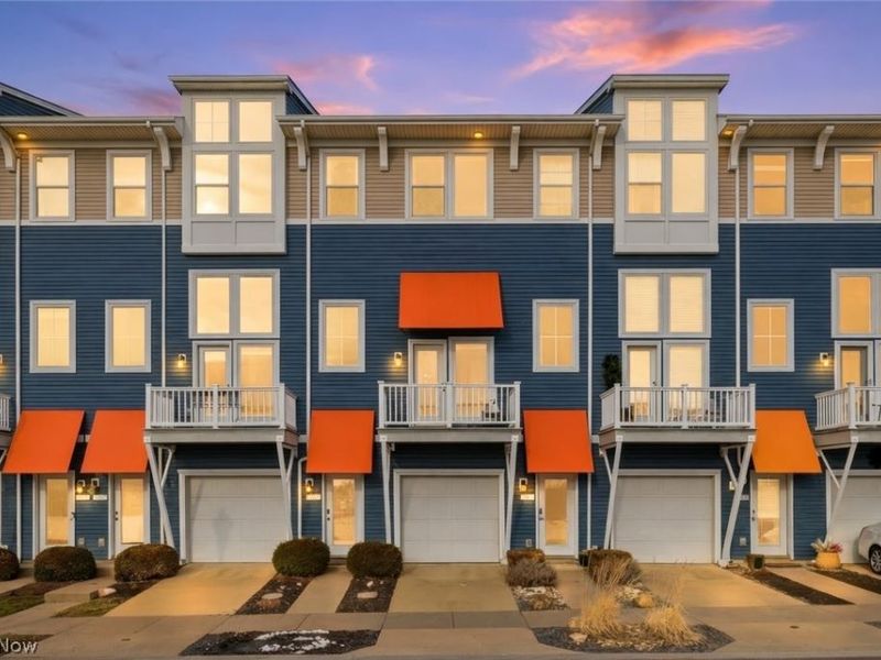 323 Arizona Avenue, Lorain, OH 44052 Photo 1