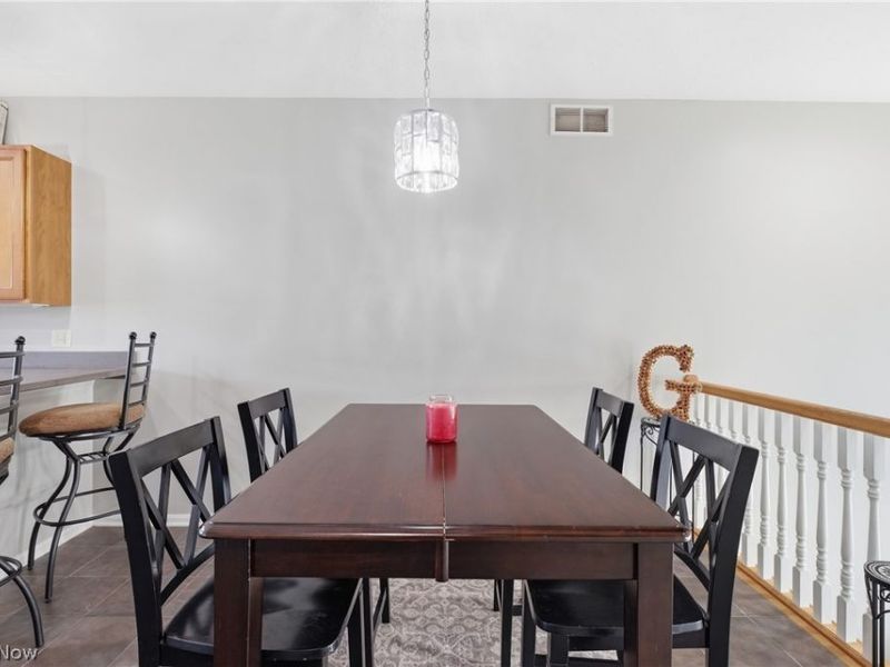 323 Arizona Avenue, Lorain, OH 44052 Photo 14