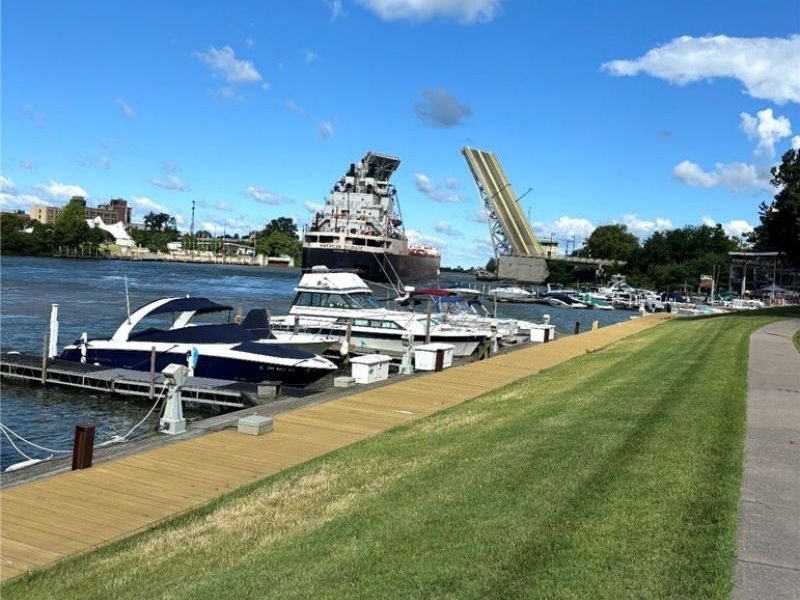 323 Arizona Avenue, Lorain, OH 44052 Photo 2