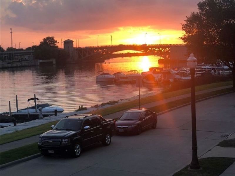 323 Arizona Avenue, Lorain, OH 44052 Photo 3