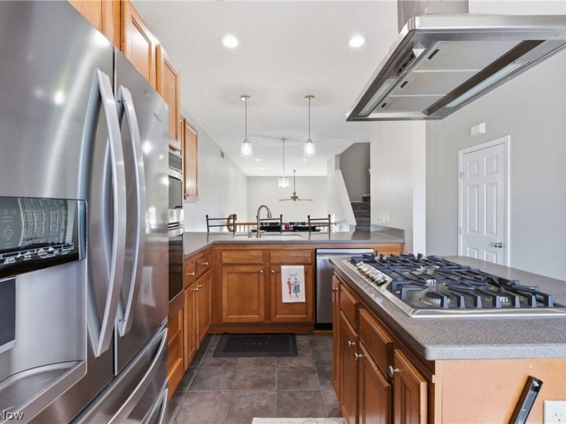 323 Arizona Avenue, Lorain, OH 44052 Photo 7