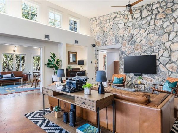 22703 HIGHWAY 71 W, Spicewood, TX 78669