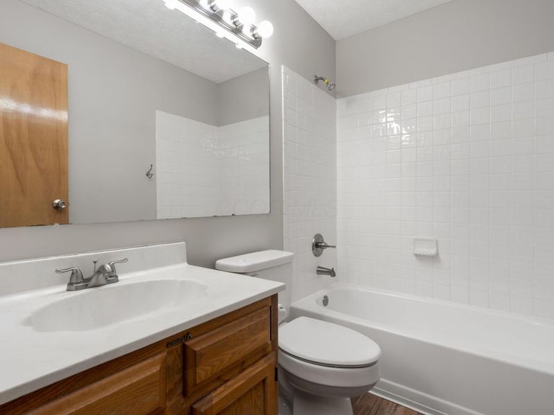 8100 Treebrook Lane, Westerville, OH 43081 Photo 35