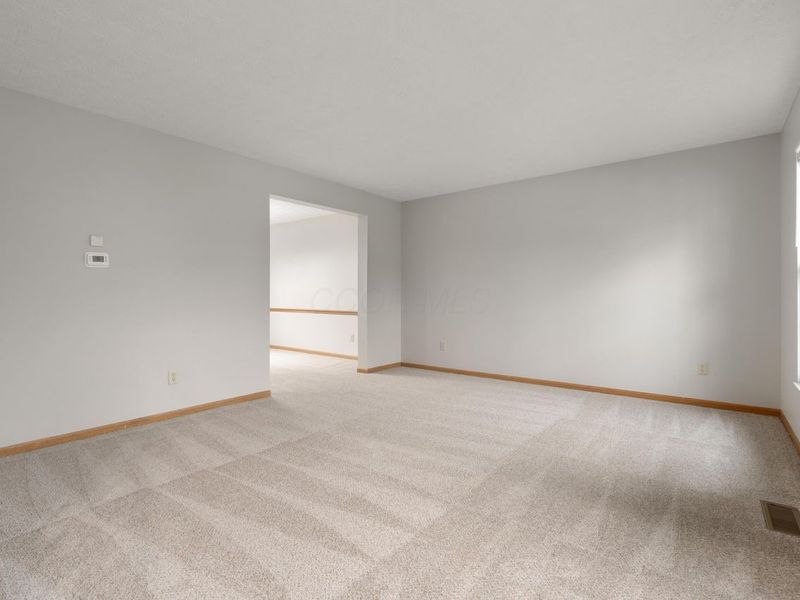 8100 Treebrook Lane, Westerville, OH 43081 Photo 7