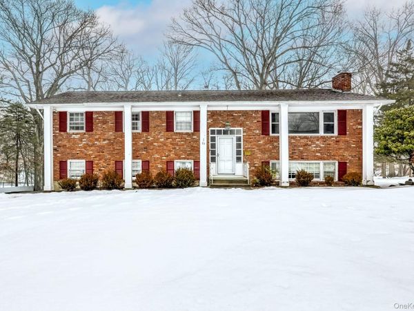 23 Scenic Drive, Suffern, NY 10901