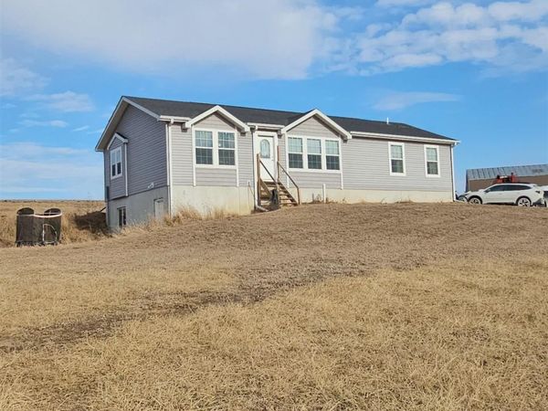 11610 Hill Blvd, Drakesville, IA 52552