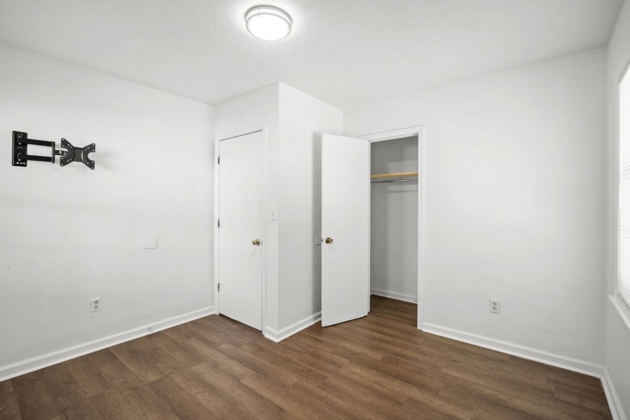 1115 Scott Dr.  Photo 18