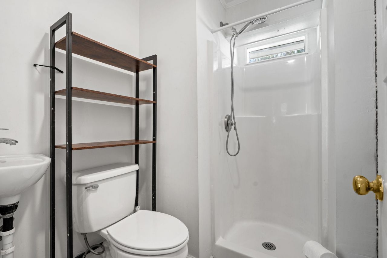 1115 Scott Dr.  Photo 27