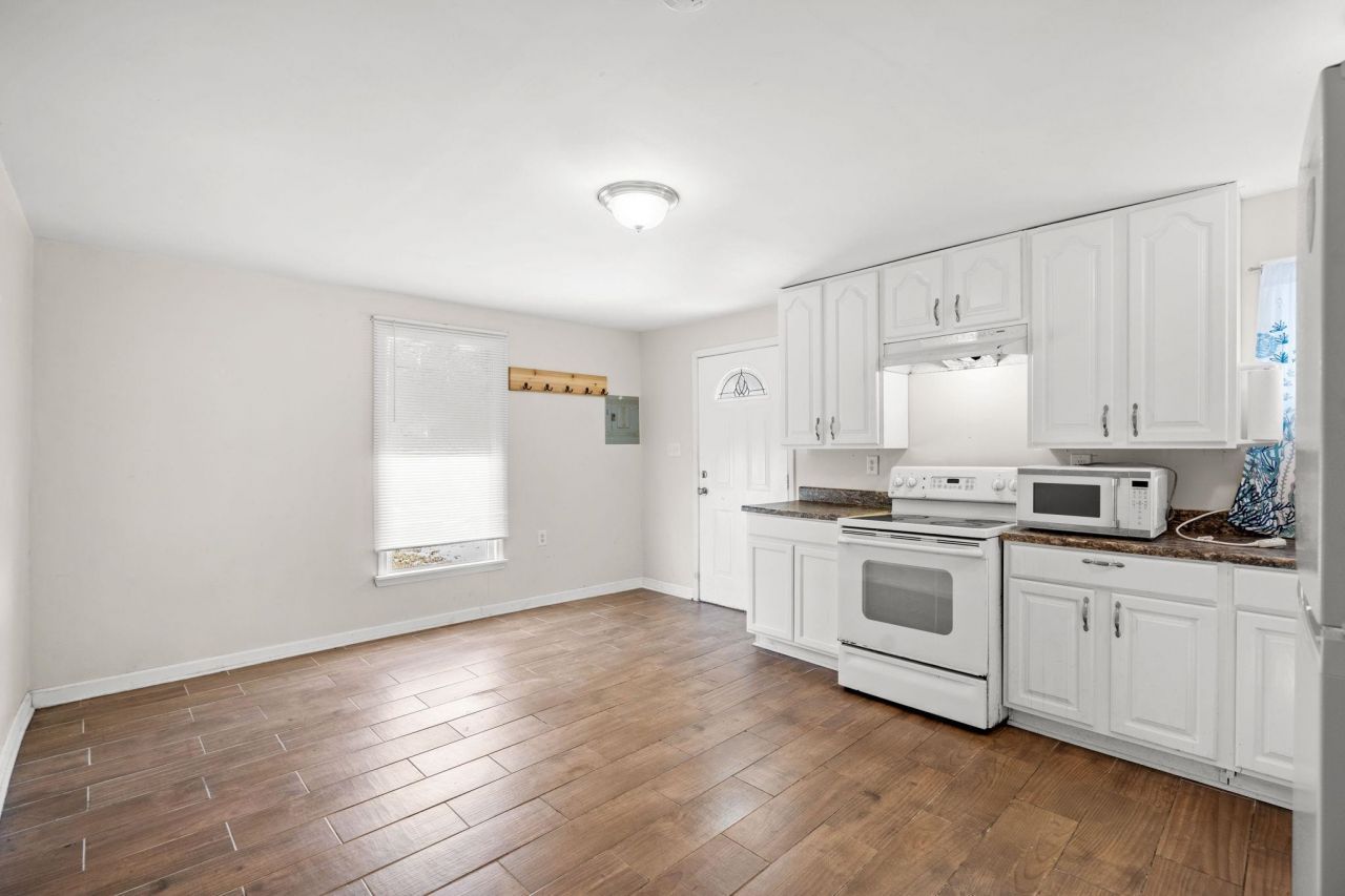 1115 Scott Dr.  Photo 33