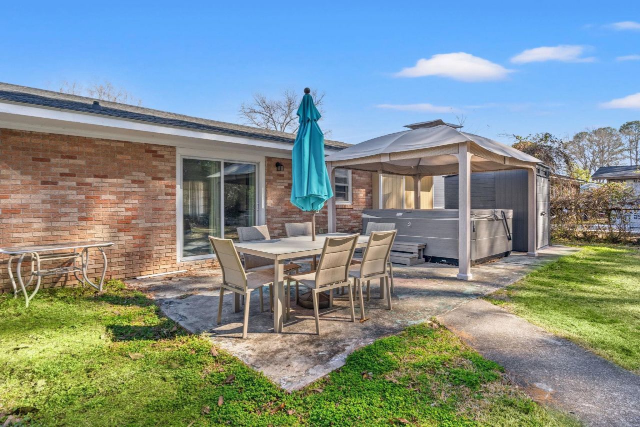 1115 Scott Dr.  Photo 43