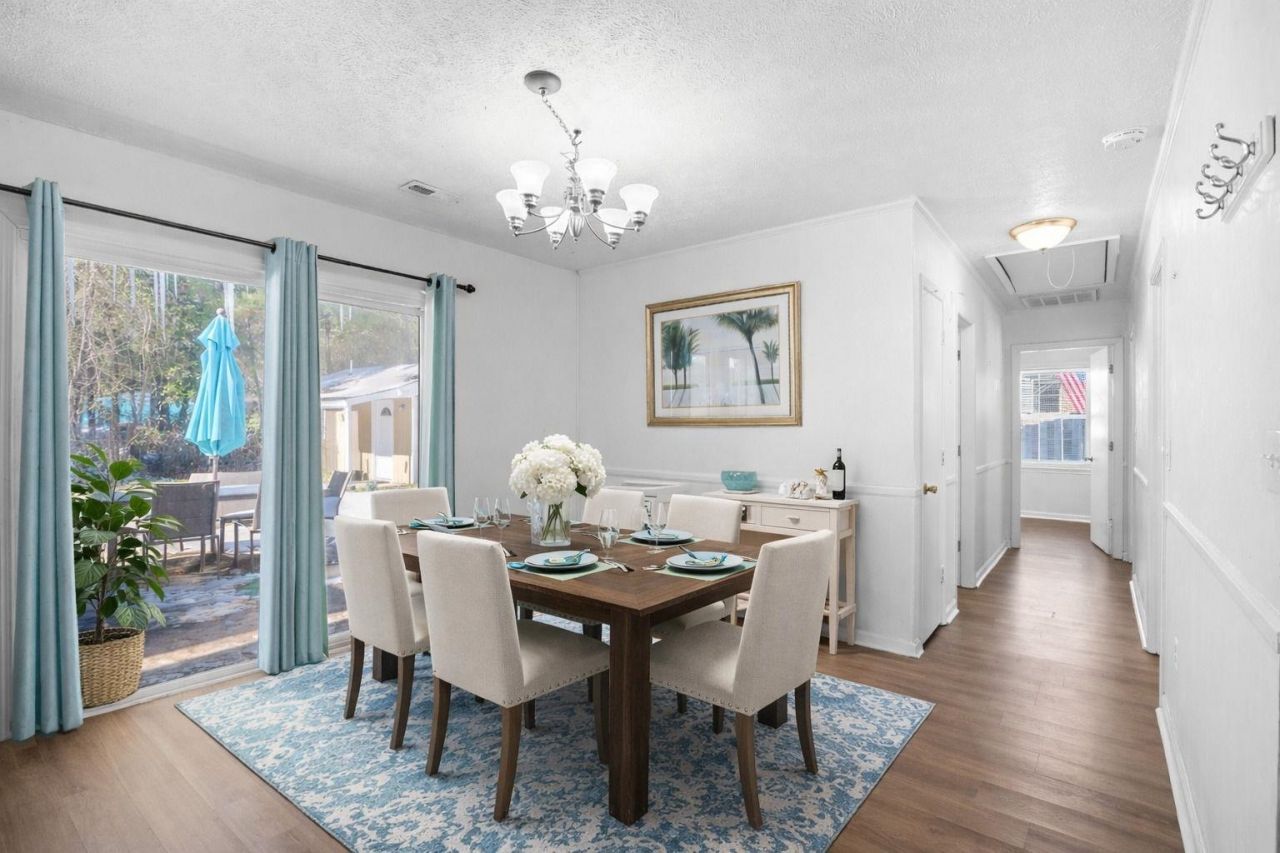 1115 Scott Dr.  Photo 9