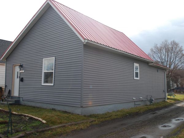 1320 Poland Street, South Bend, IN 46619