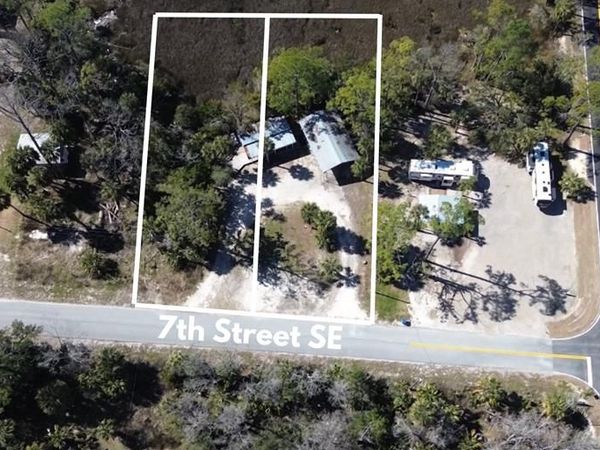 105 SE Seventh St, Steinhatchee, FL 32359