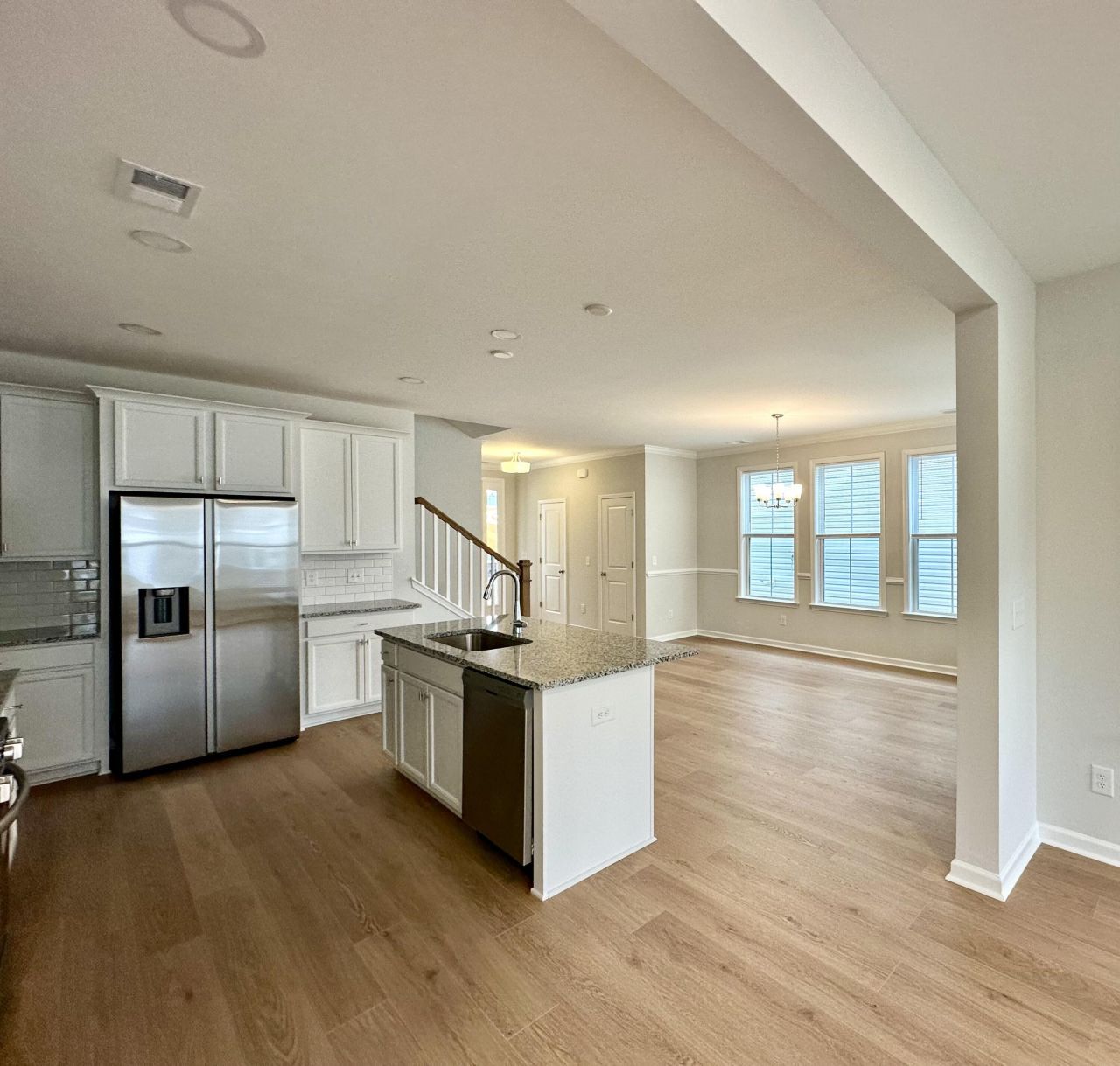 8803 Lannister Drive Photo 4