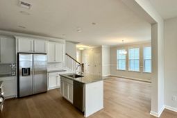 8803 Lannister Drive photo 4