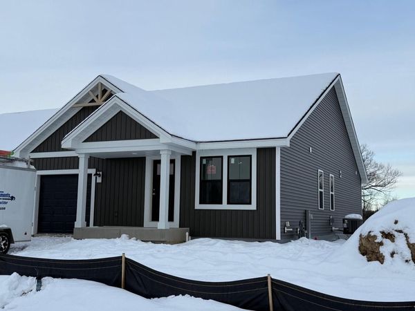 N162W21870 Poppy ROAD, Jackson, WI 53037