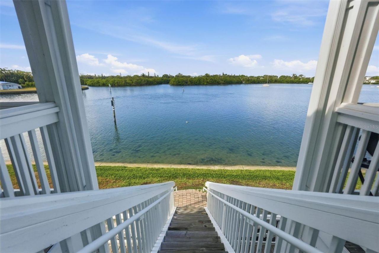 3783 Pompano Drive Se, Unit D, Saint Petersburg, FL 33705 Photo