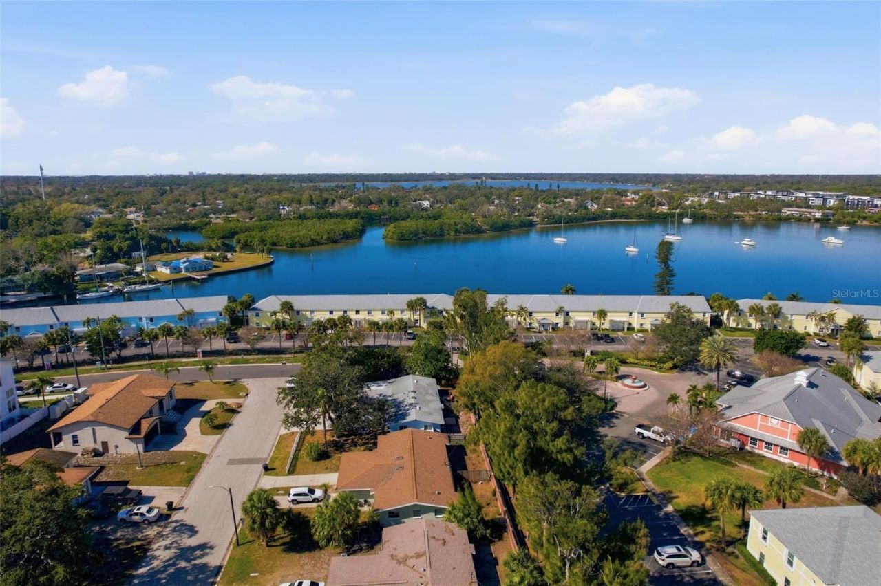 3783 Pompano Drive Se, Unit D, Saint Petersburg, FL 33705 Photo