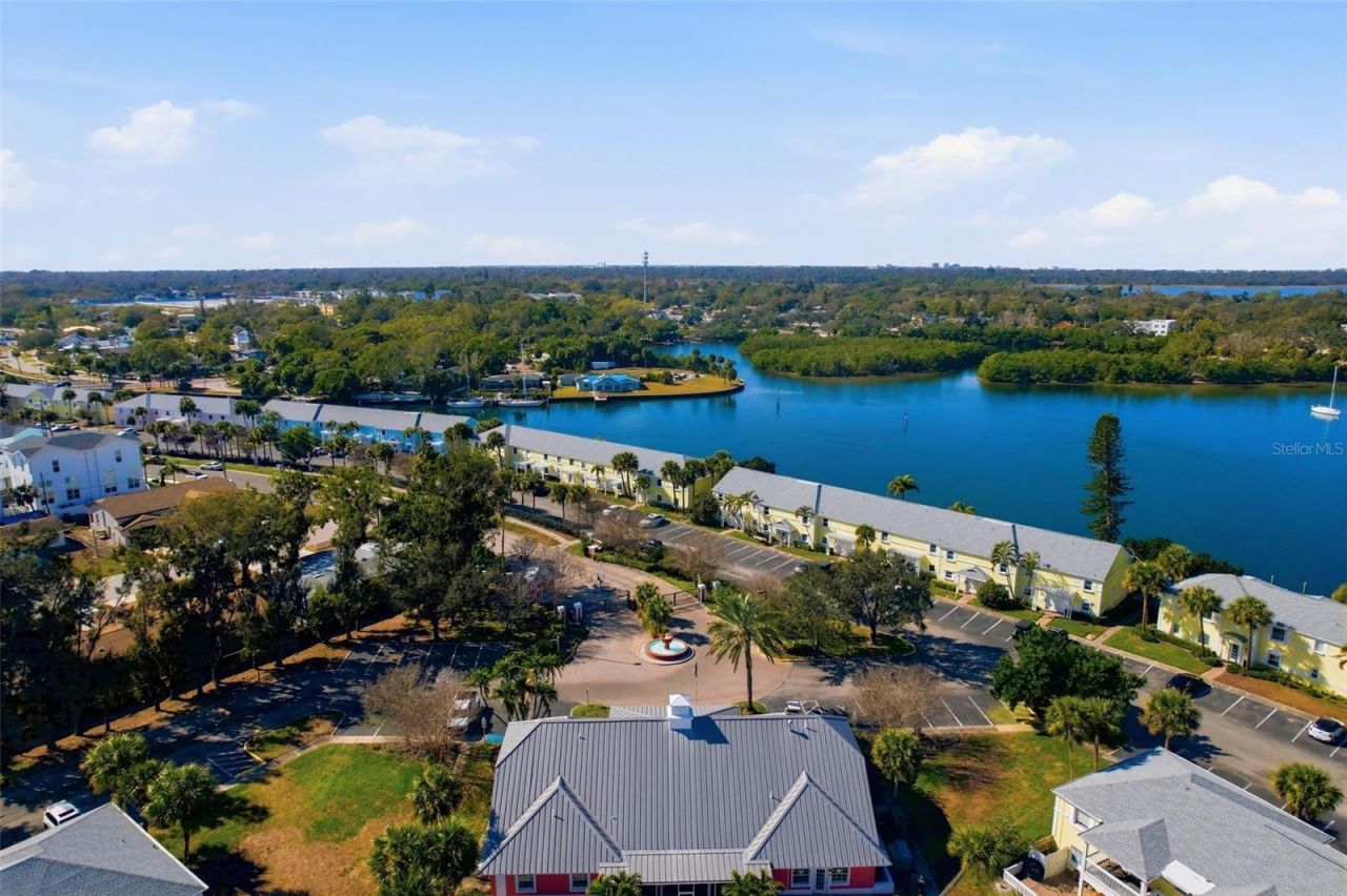 3783 Pompano Drive Se, Unit D, Saint Petersburg, FL 33705 Photo