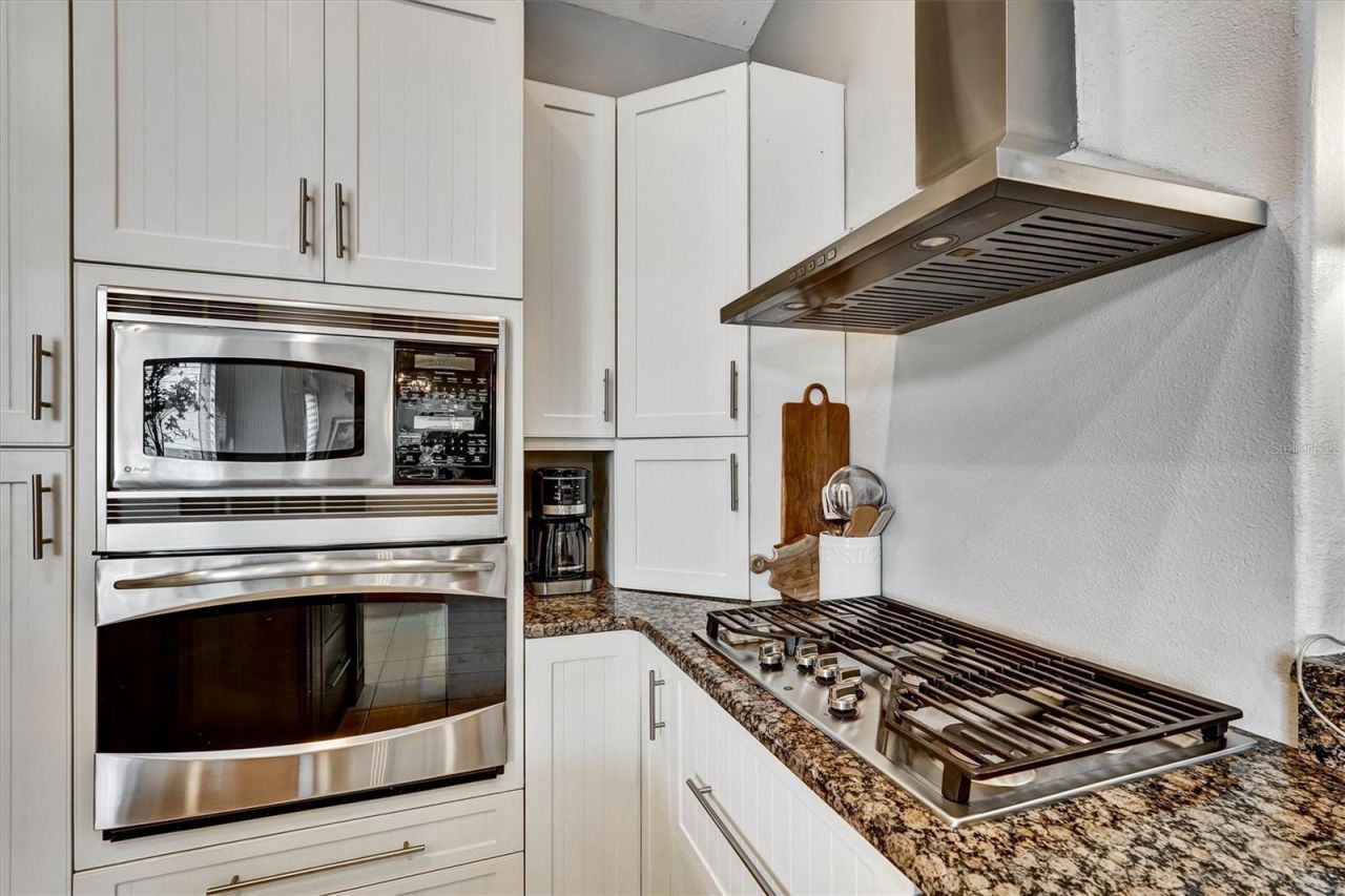 5122 Creekside Trail, Sarasota, FL 34243 Photo