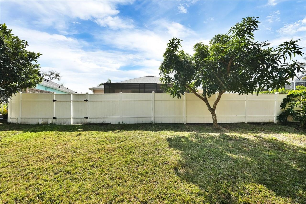 5122 Creekside Trail, Sarasota, FL 34243 Photo