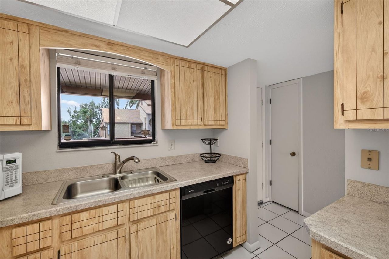 15770 Windward Way Circle, Unit 2204, Fort Myers, FL 33908 Photo