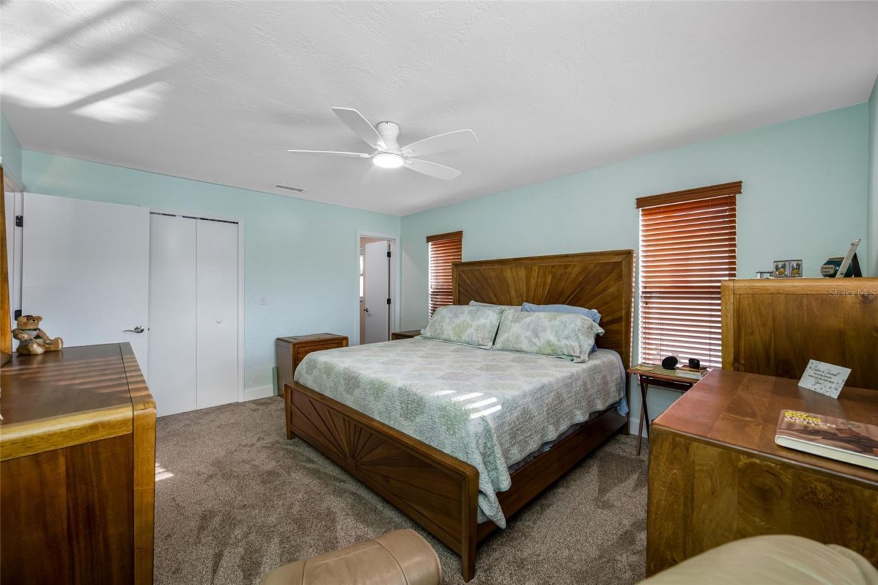 1822 Winchester Road N, Saint Petersburg, FL 33710 Photo