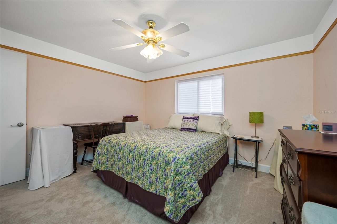 1822 Winchester Road N, Saint Petersburg, FL 33710 Photo