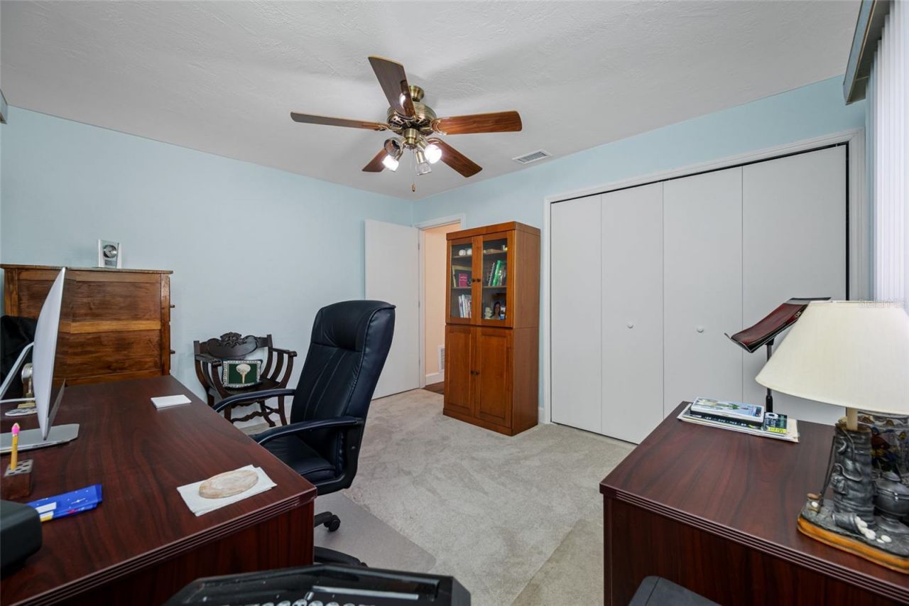 1822 Winchester Road N, Saint Petersburg, FL 33710 Photo