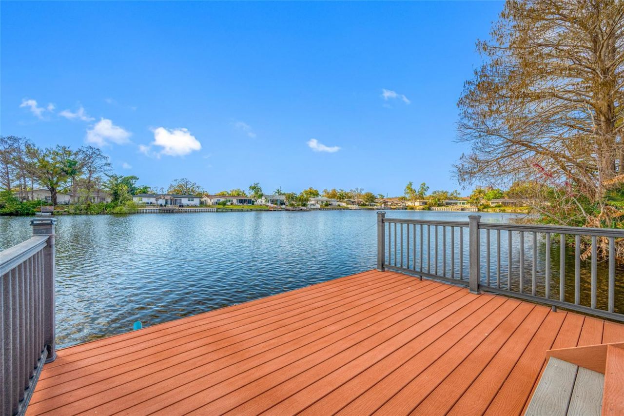 1822 Winchester Road N, Saint Petersburg, FL 33710 Photo