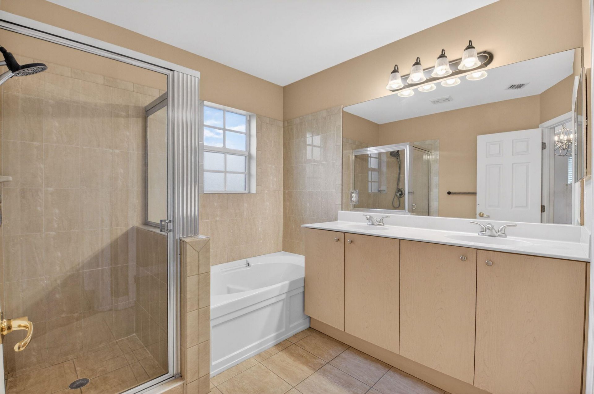 21 Largo Way, Boynton Beach, FL 33426 Photo